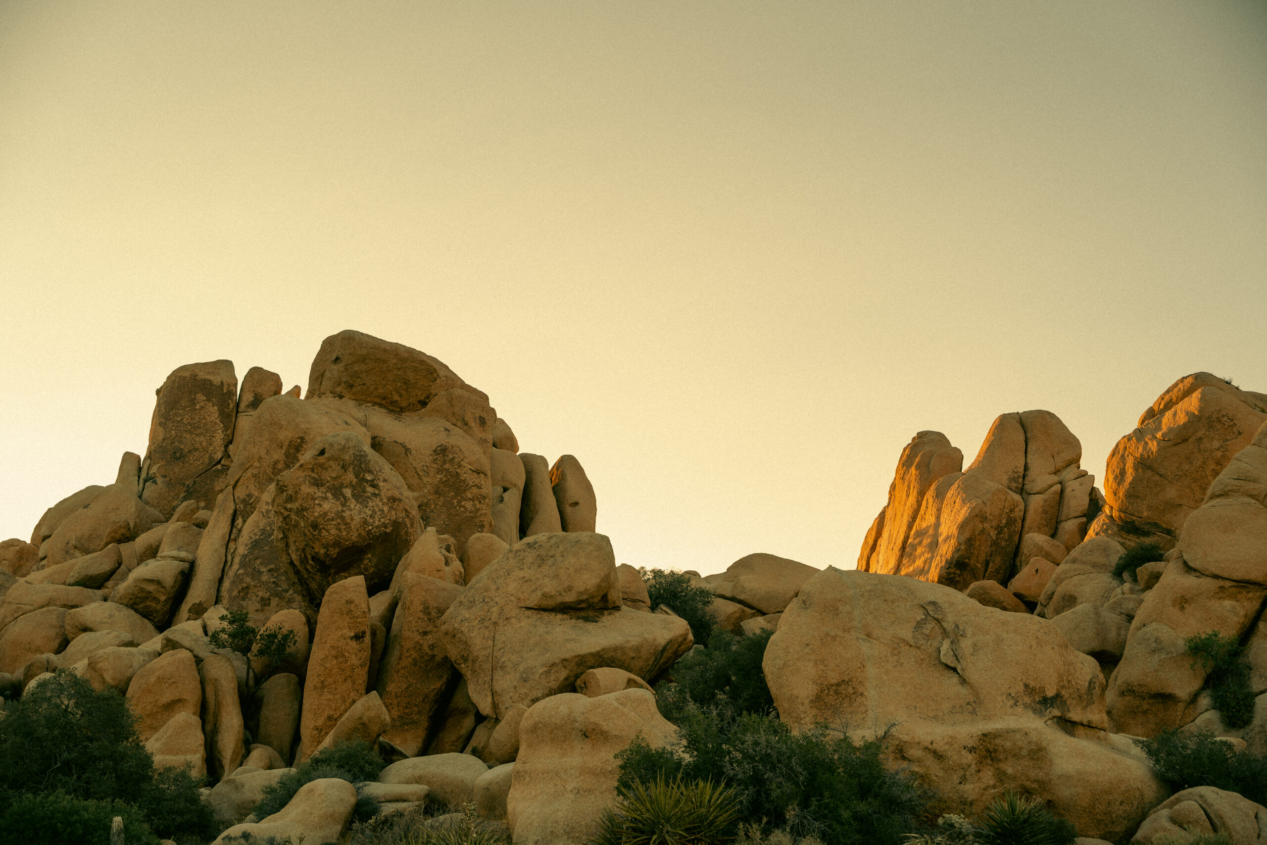 Image of rock formations in Joshua Tree National Park